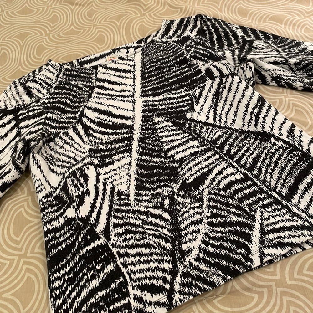 Ruby Rd. top, black/white print, cotton blend, MP